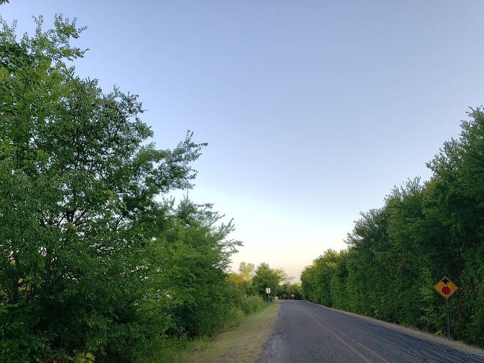 2nd image of 8010 County Road 669