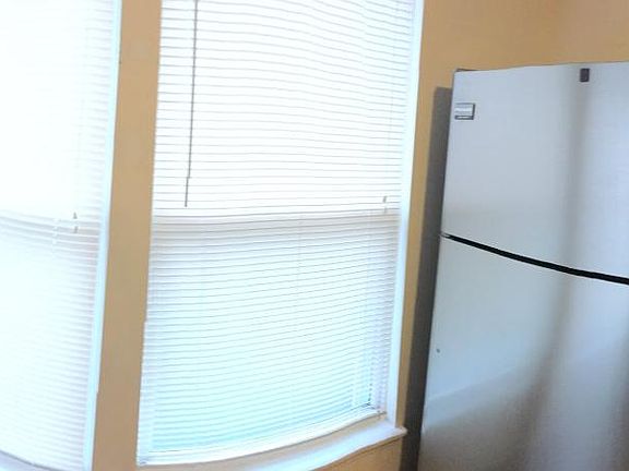 Washer & Dryer in Kitchen 03