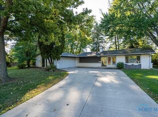 1516 Cherry Valley Rd, Toledo, OH 43607
