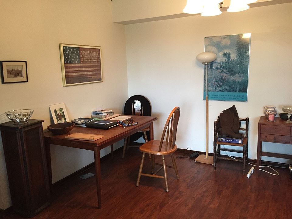 1st image of 116 W 8th St APT 104