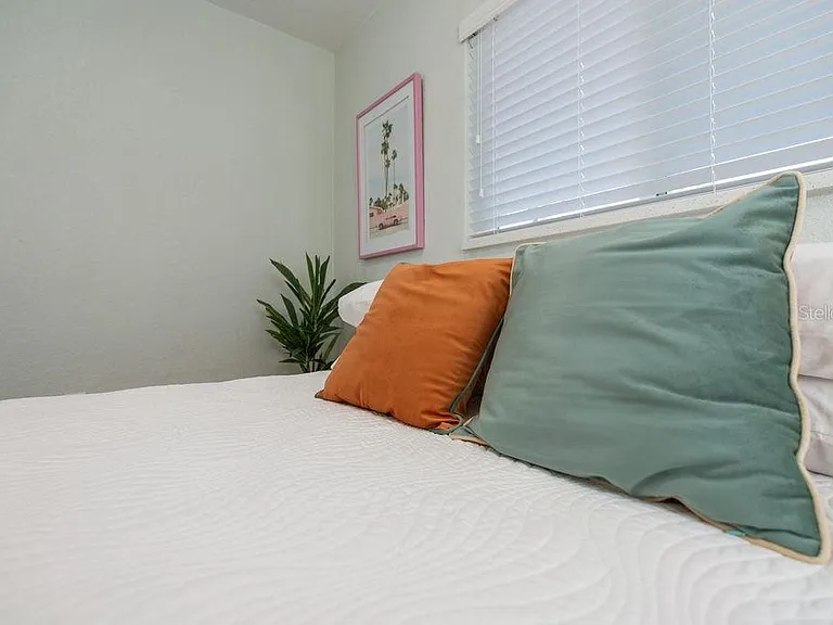 11987 Maple St #2 — Photo 34