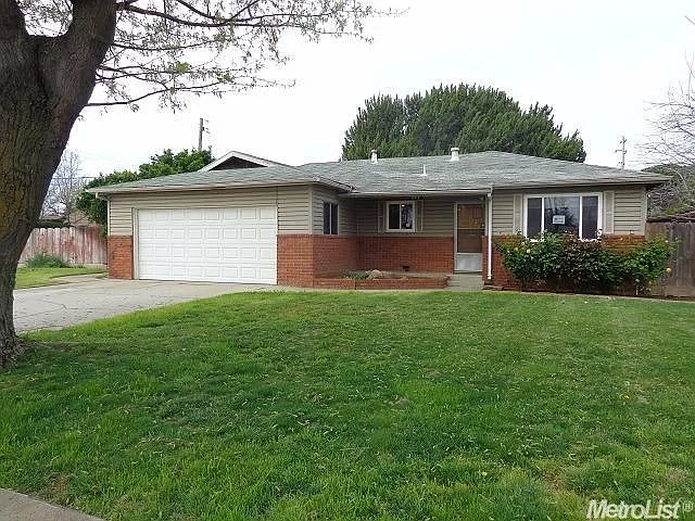 401 S Del Puerto Ave photo 1