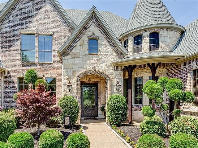 2nd image of 112 Londonberry Ter
