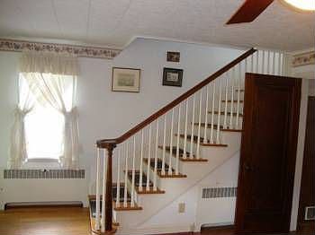 3rd image of 445 E Curtin St