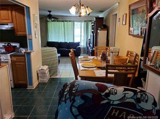 2641 NW 69th Ave, Sunrise, FL 33313
