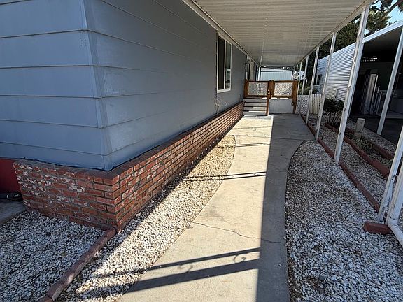 4th image of 2706 W Ashlan Ave Space 174