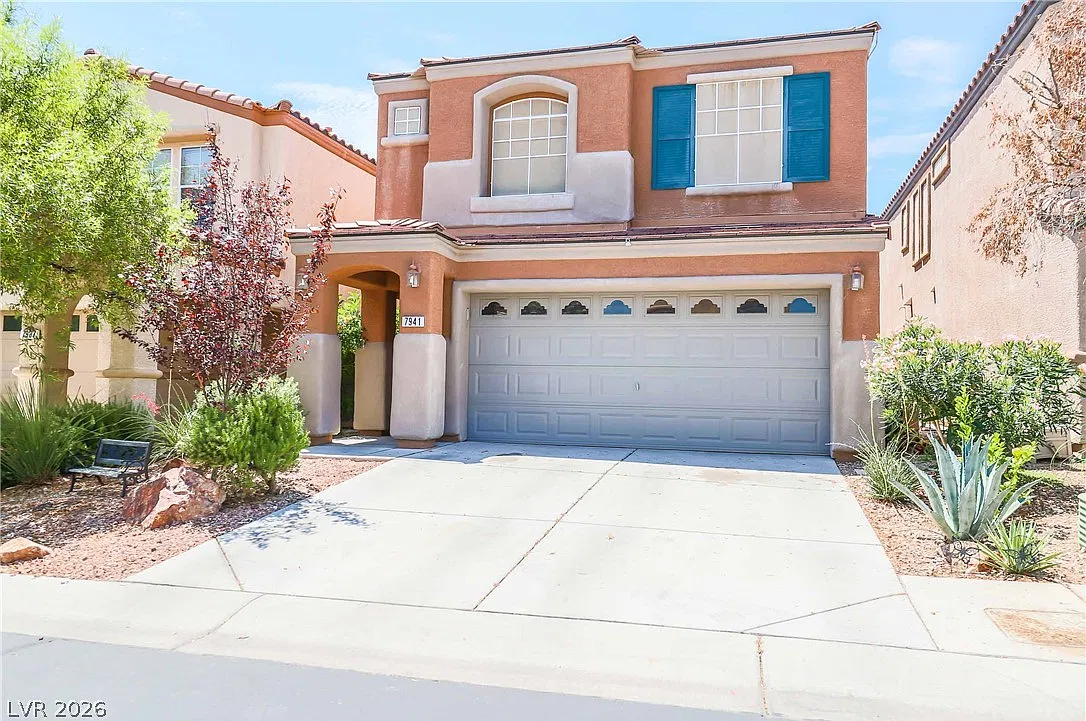 4 bed, 3.0 bath, 1686 sqft, $2,255 — Photo 2