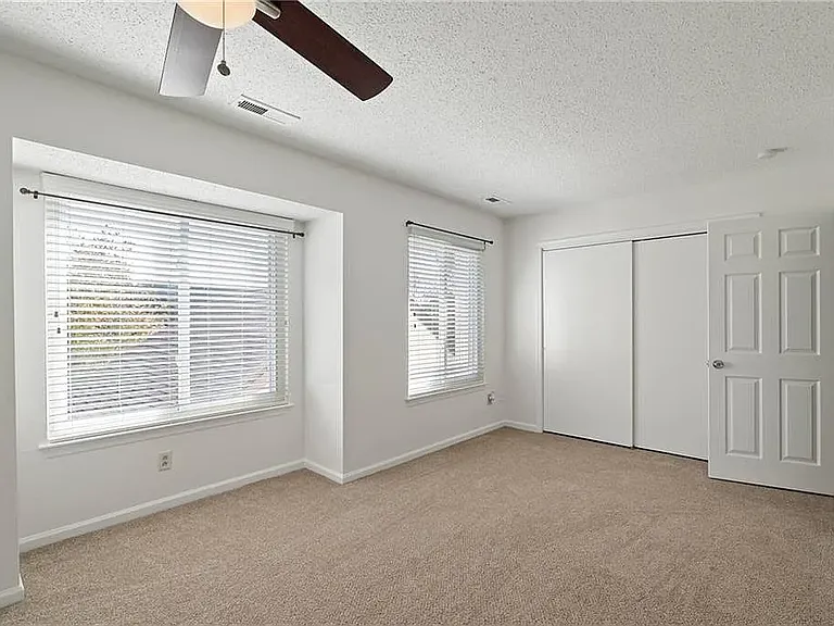 732 Hecate Dr — Photo 6