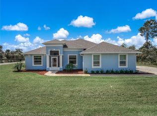 1369 Dry Tortugas St NE, Lake Placid, FL 33852