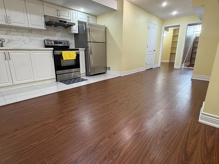 10 Scott Brown St #BASEMENT — Photo 3