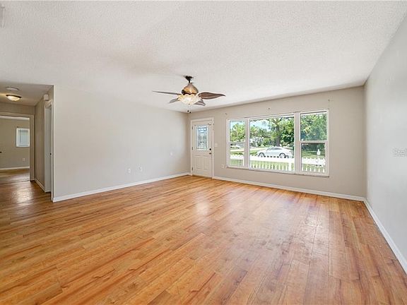 2nd image of 1025 Labelle Ter NW