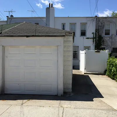 Sold by Remax Real Estate Professionals | media 20