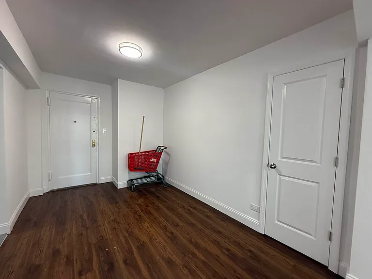 6510 108th St #3L — Photo 4