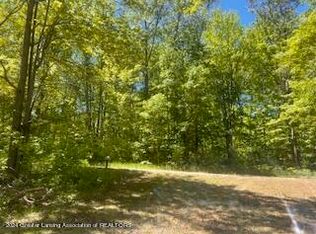 2763 Azalea Ln, Harrison, MI 48625