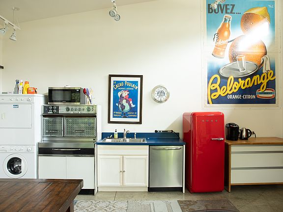 3rd image of 227 Carden Ave #B