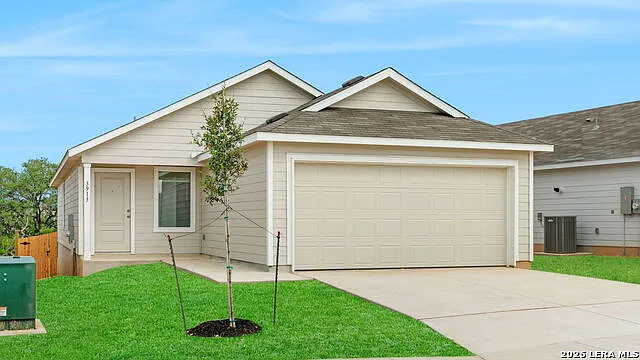 3 bed, 2.0 bath, 1402 sqft, $1,550 — Photo 2