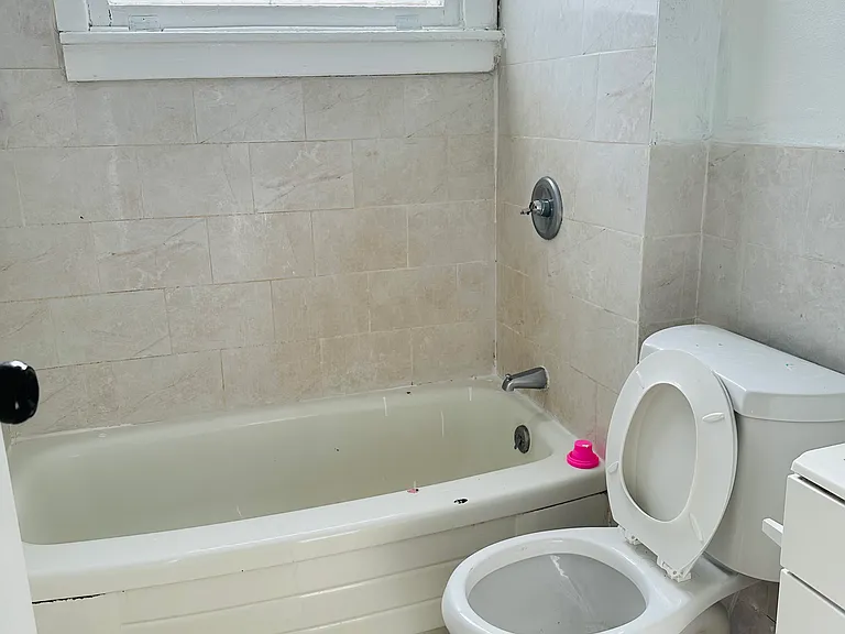 443 Lisbon Ave #2 — Photo 2