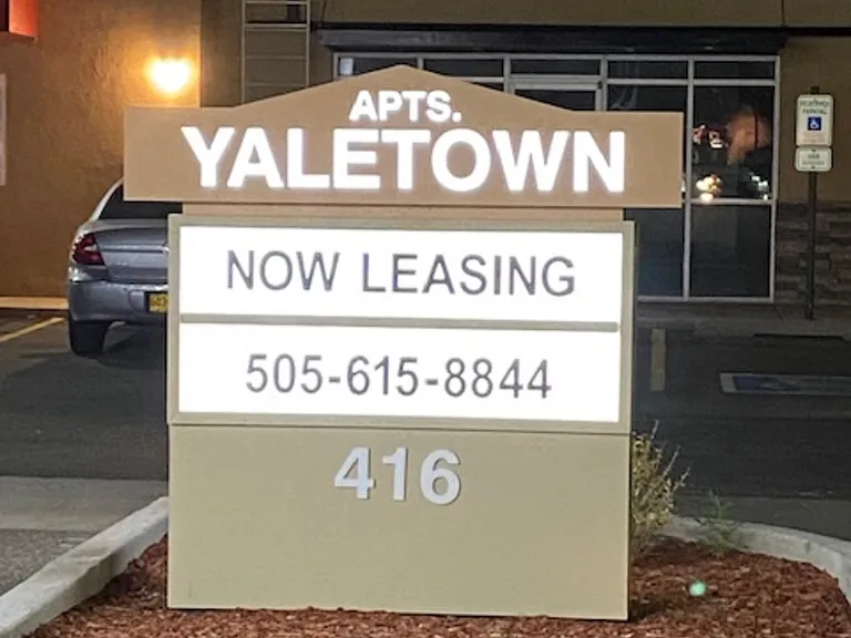 Yale Blvd SE — Photo 5