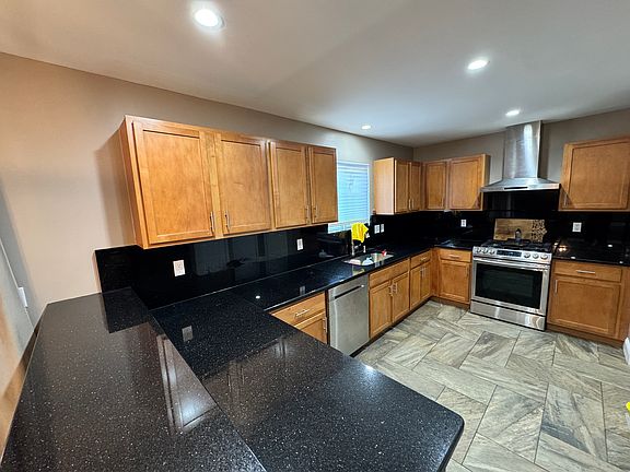 4th image of 38318 Brook Dr