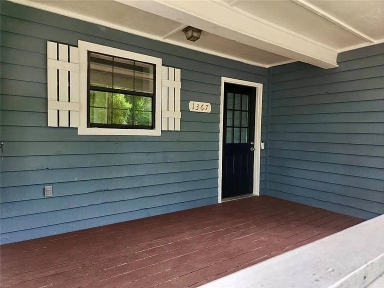 1367 Fairview Trl — Photo 5
