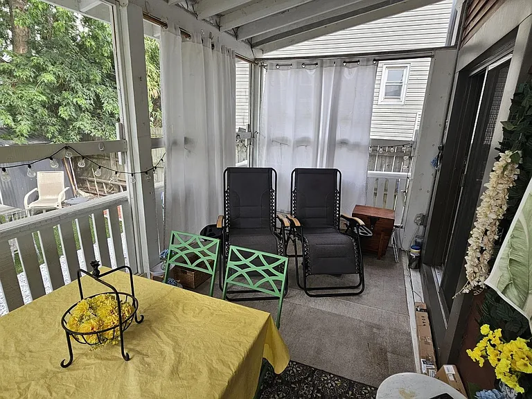 340 Pearsall Ave #1 — Photo 5