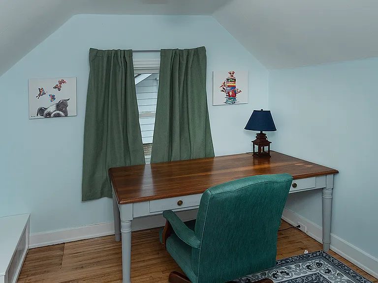 406 N Front St — Photo 24