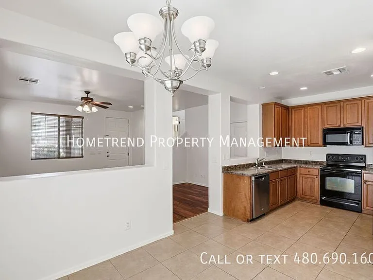 3855 E Santa Fe Ln — Photo 19