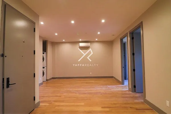 Rented by Yaffa Realty LLC | media 7