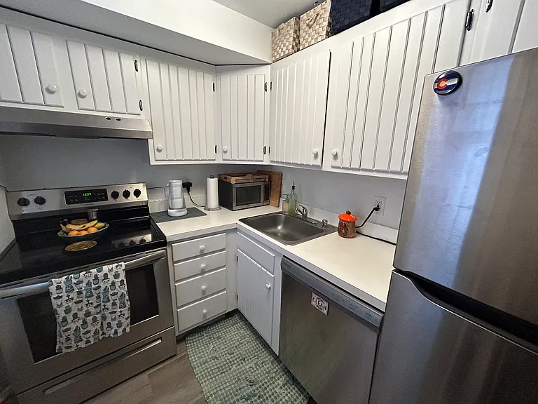 1830 California St NW #1 — Photo 16