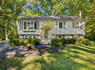 12 Bates St, Foxboro, MA 02035