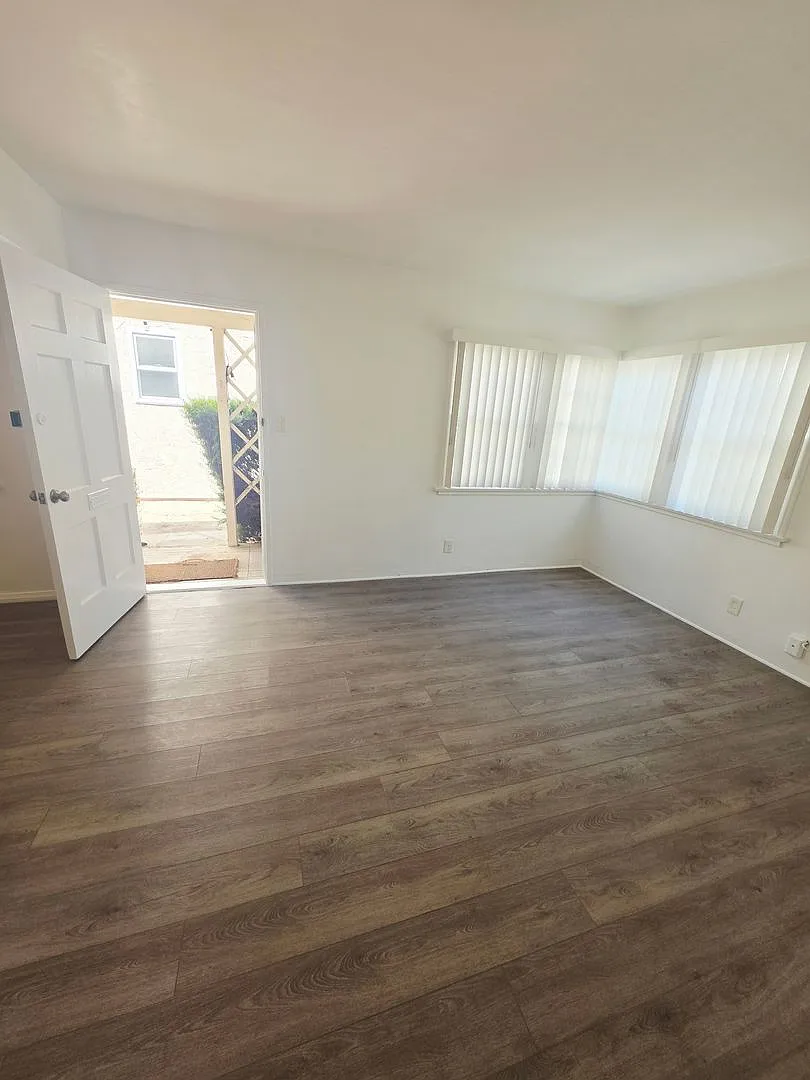 416 Fischer St. — Photo 3