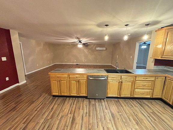 4th image of 227 S Scales St #1