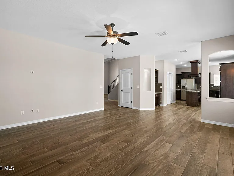 7877 Enchanted View Dr — Photo 24