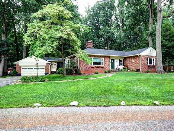 2nd image of 1617 Park Grove Ave