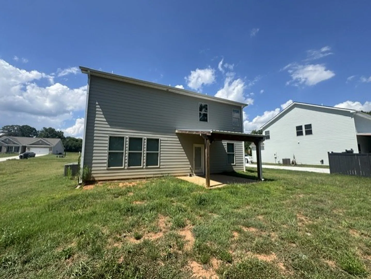 1156 Burgundy Drive — Photo 2