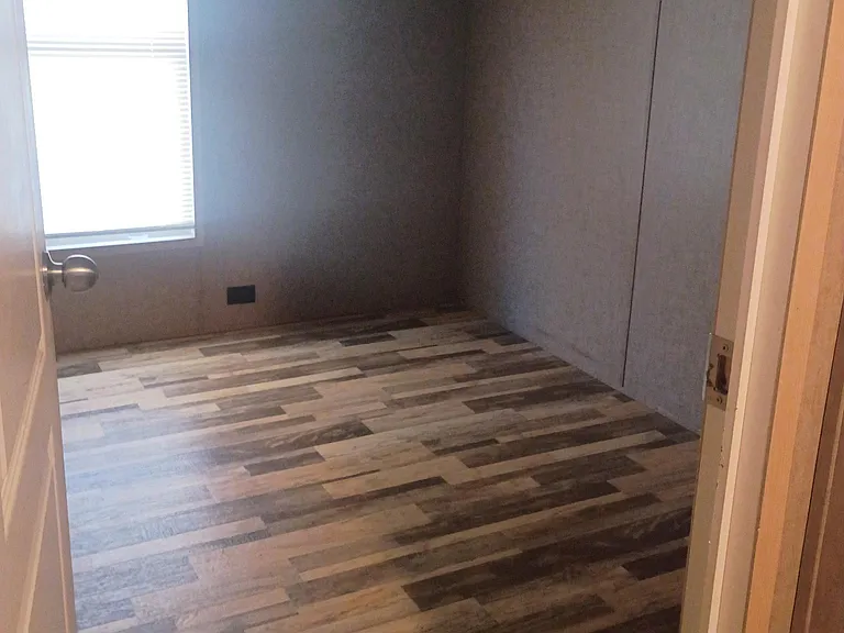 2222 E 8th St #16 — Photo 12