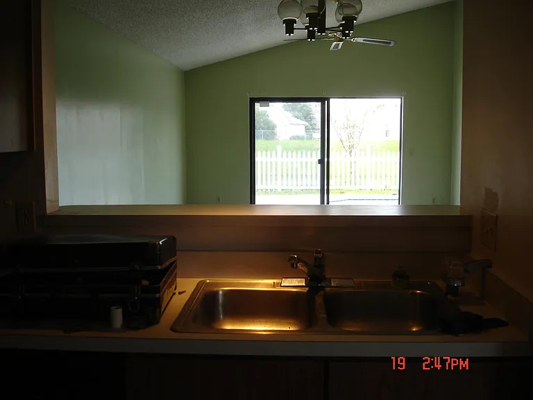 108 Sandalwood Dr — Photo 1