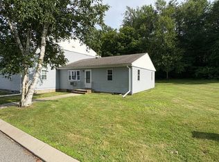 73 Horse Pond Rd APT K, Salem, CT 06420
