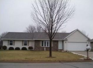 434 Gilbert Ct, Green Bay, WI 54311