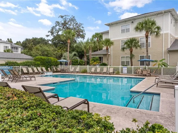1704 Frederica Rd APT 237, Saint Simons Island, GA 31522
