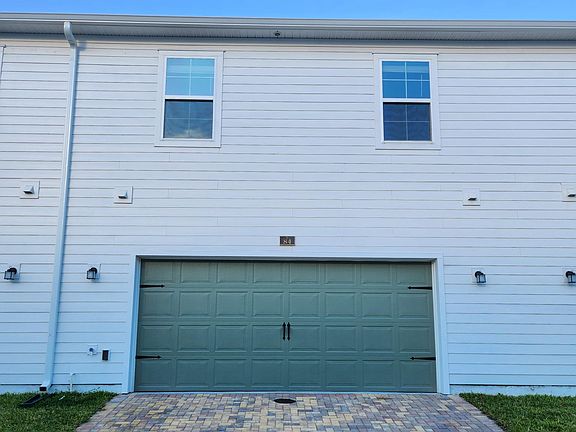 2nd image of 34 Tyson Ct