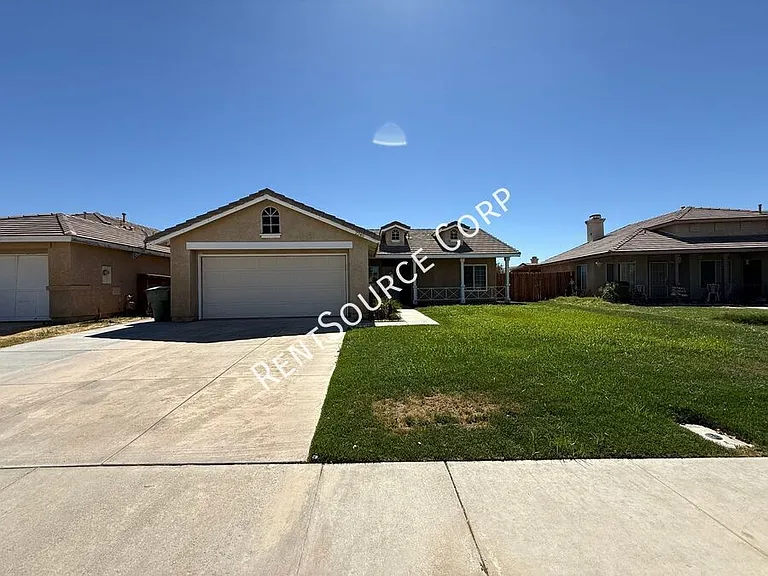 2240 Westpark Dr — Photo 2
