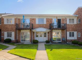 1502 Normandy Rd #113, Clawson, MI 48017