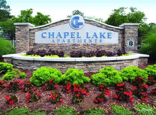 605 Chapel Lake Dr APT 102, Virginia Beach, VA 23454