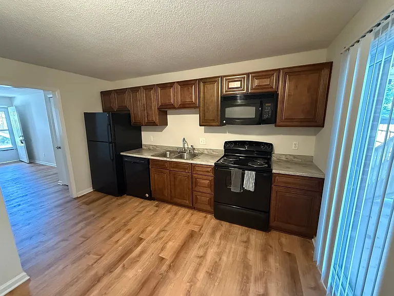 801 N Ann St #2 — Photo 5