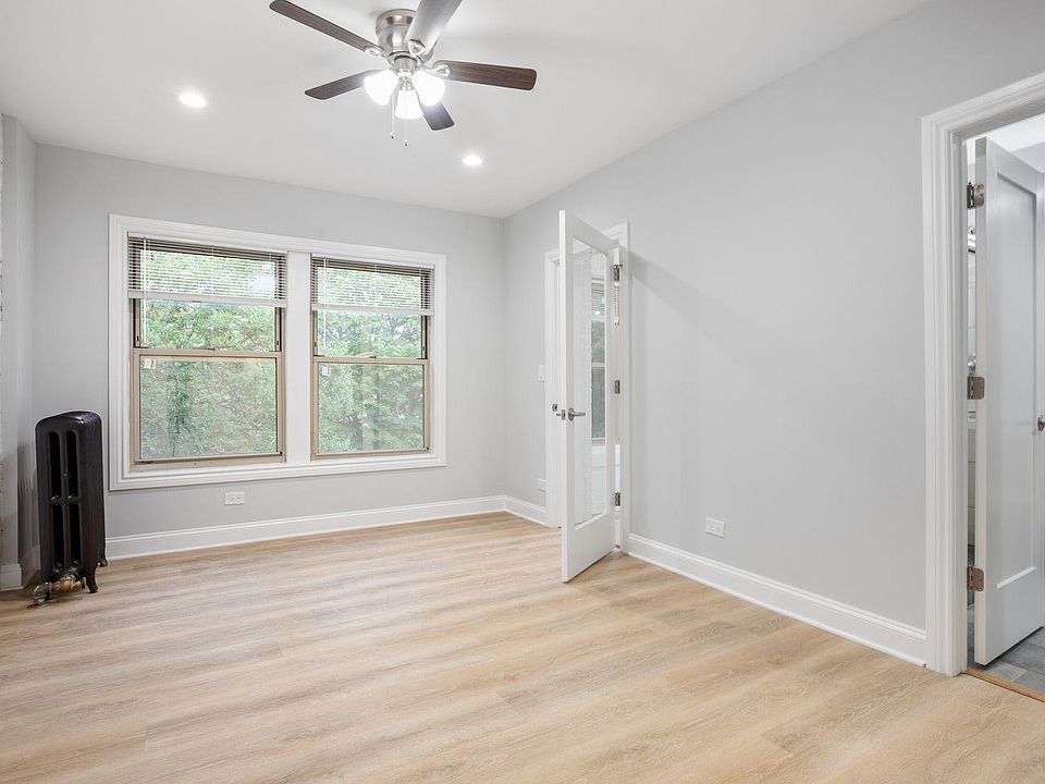 1st image of 1649 W Chase Ave APT 1