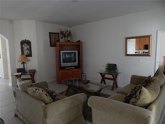 3rd image of 4975 Pall Mall St W