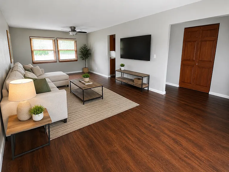 2191 Key Way Dr — Photo 4