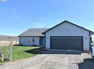 86286 Rose Ln, Christmas Valley, OR 97641