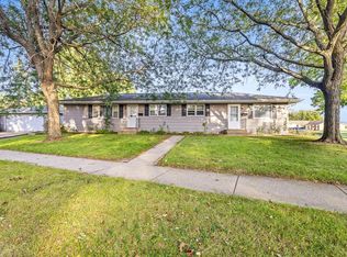 1638 Cedardale Dr, Belvidere, IL 61008